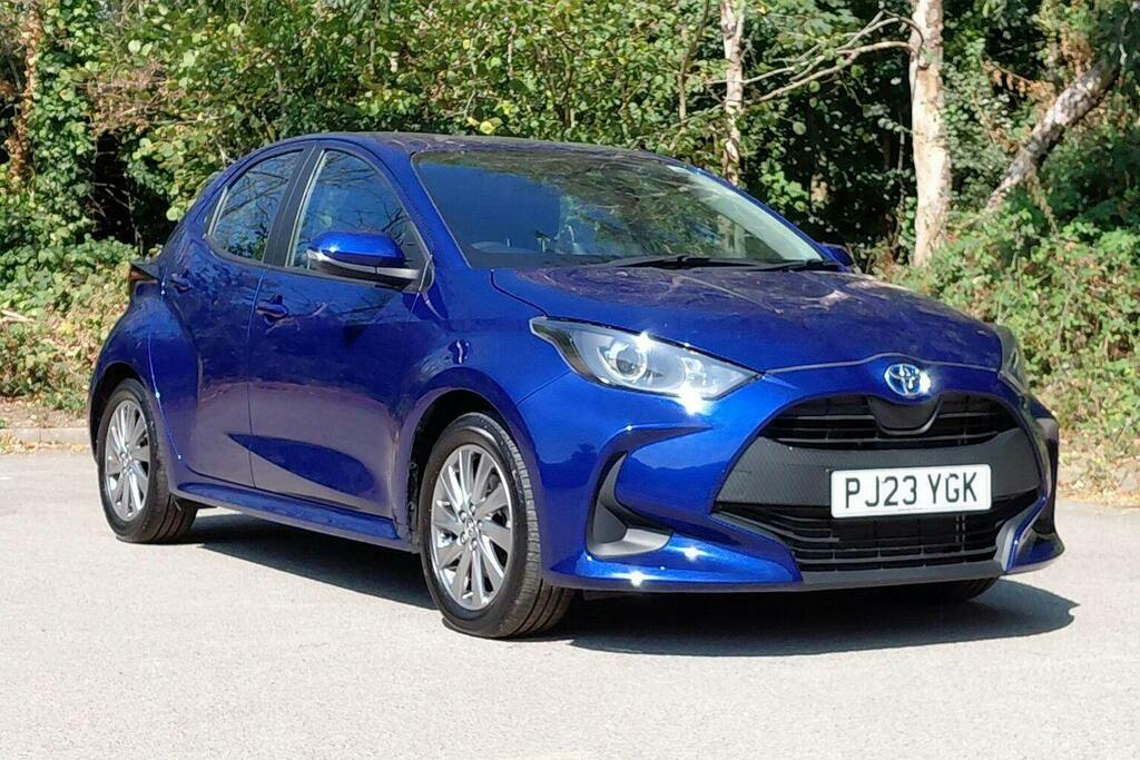 Toyota Yaris 1.5 Vvt H Icon Hatchback Hybrid E Cvt Blue
