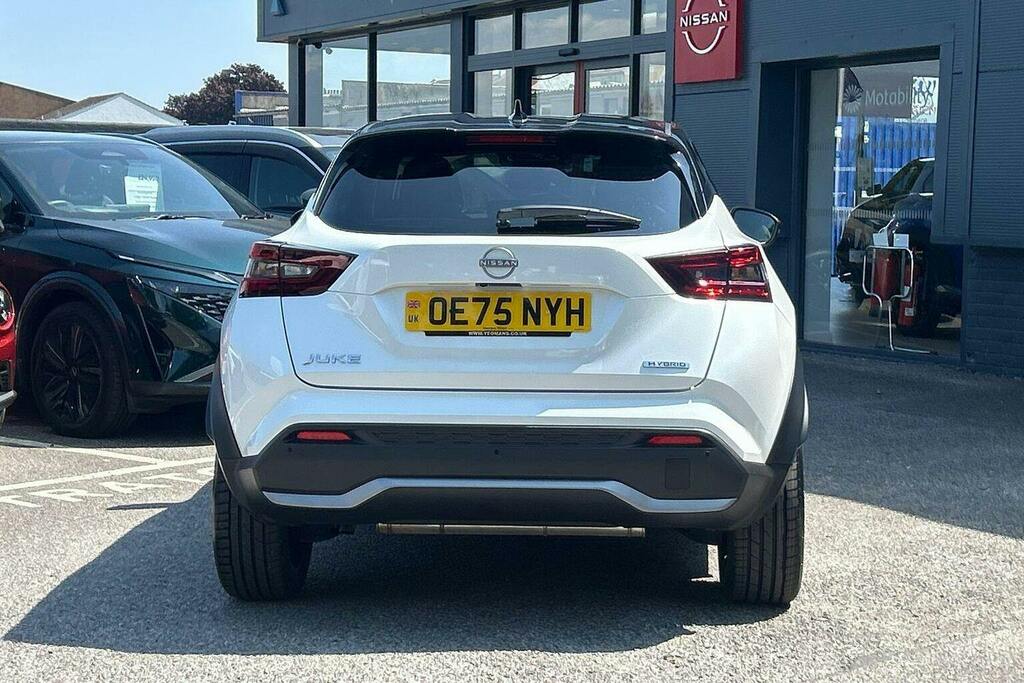 Nissan Juke 1.6 Tekna Plus Suv Hybrid OE75NYH White #4