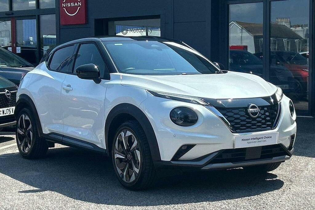 Nissan Juke 1.6 Tekna Plus Suv Hybrid OE75NYH White