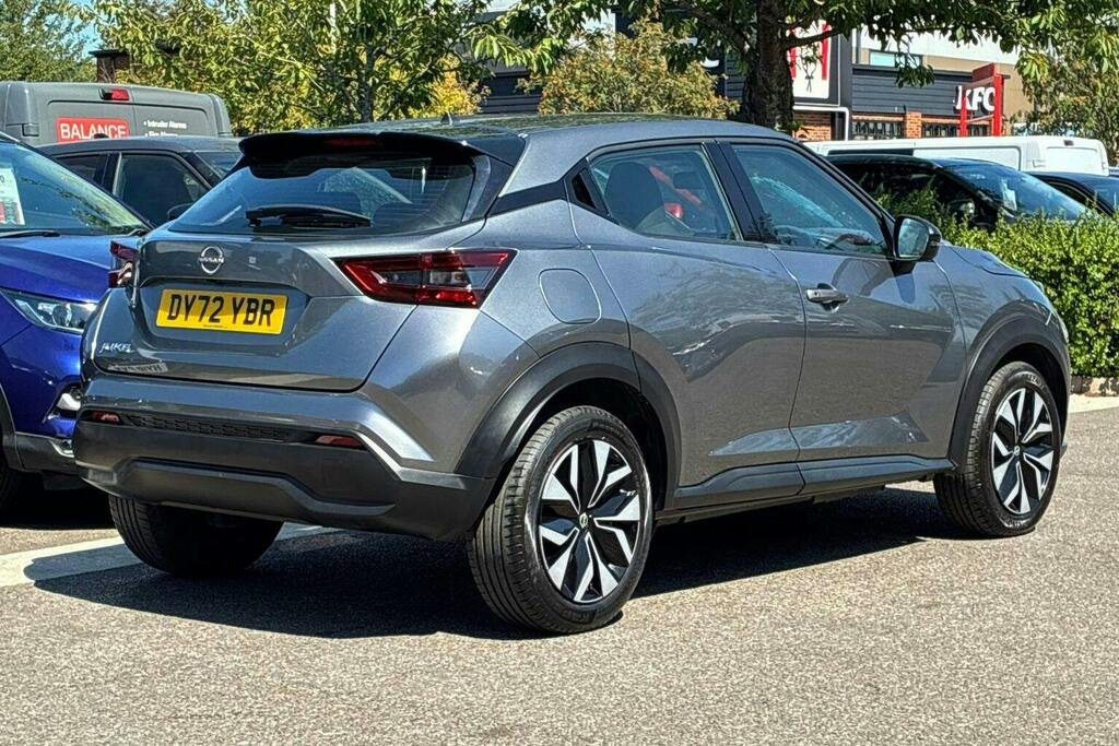 Nissan Juke 1.0 Dig T Acenta Suv DY72YBR Grey #3
