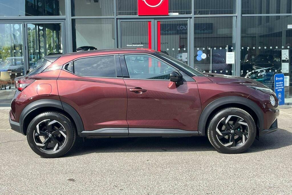 Nissan Juke 1.0 Dig T N Connecta Suv NV23XJZ Red #2