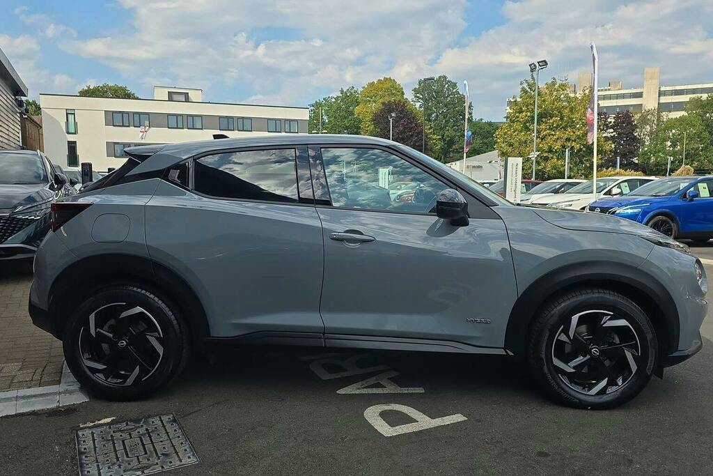 Nissan Juke 1.6 N Connecta Suv Hybrid DC23UDH Grey #2