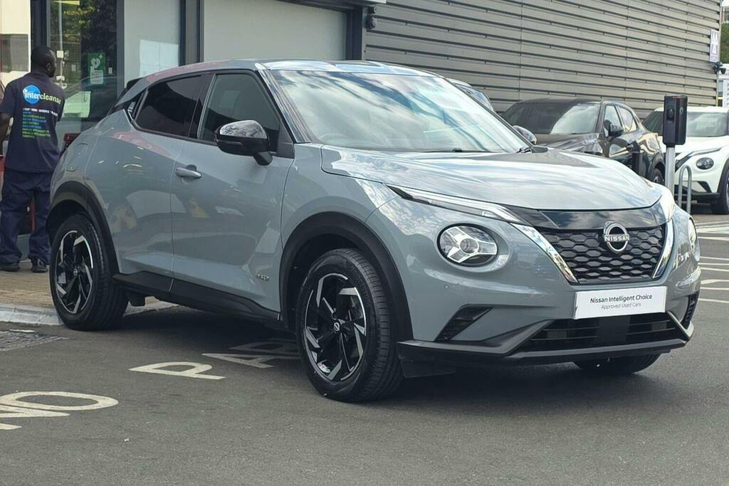 Nissan Juke 1.6 N Connecta Suv Hybrid DC23UDH Grey