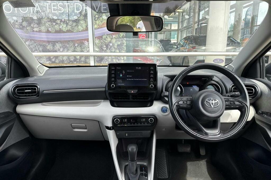 Toyota Yaris 1.5 Vvt H Excel Hatchback Hybrid E Cvt GV21ZXL Grey #6
