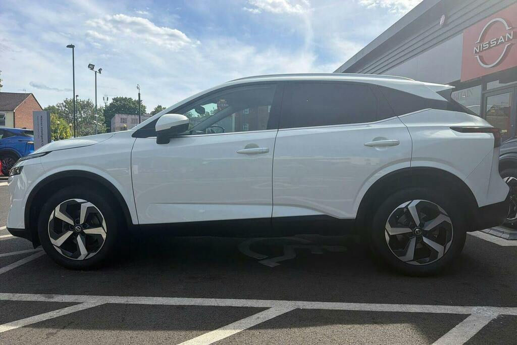 Nissan Qashqai 1.3 Dig T Mhev N Connecta Suv Hybrid Xt BL71ORY White #6