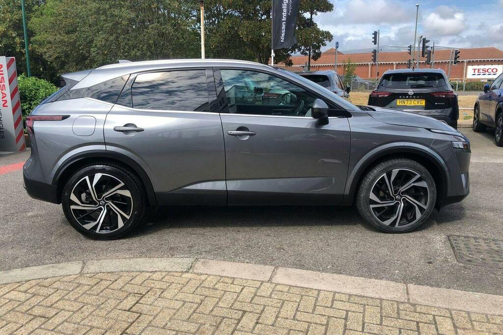 Nissan Qashqai 1.3 Dig T Mhev Tekna Plus Suv Hybrid Xt LX22TNK Grey #2