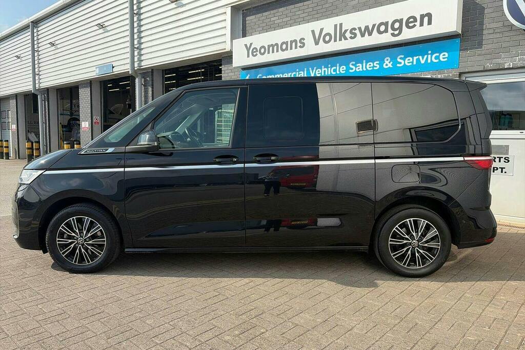 Volkswagen Multivan 1.4 Tsi 13Kwh Style Mpv Plug In Hybrid Black #6