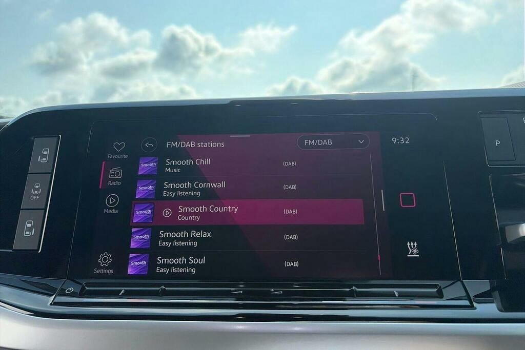 Volkswagen Multivan 1.4 Tsi 13Kwh Life Mpv Plug-in Hybrid D Silver #22