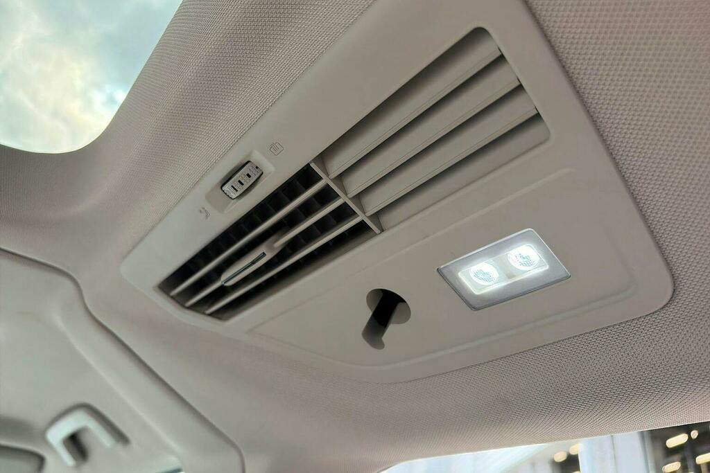 Volkswagen Multivan 1.4 Tsi 13Kwh Life Mpv Plug-in Hybrid D Silver #52