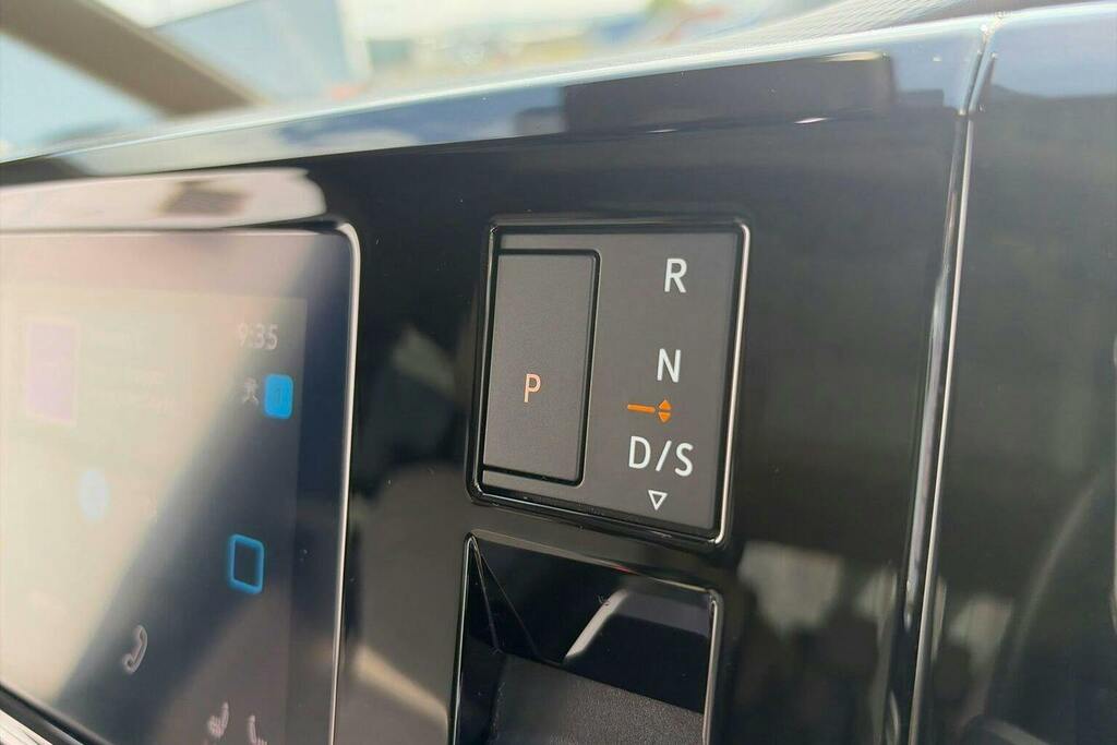 Volkswagen Multivan 1.4 Tsi 13Kwh Life Mpv Plug-in Hybrid D Silver #35