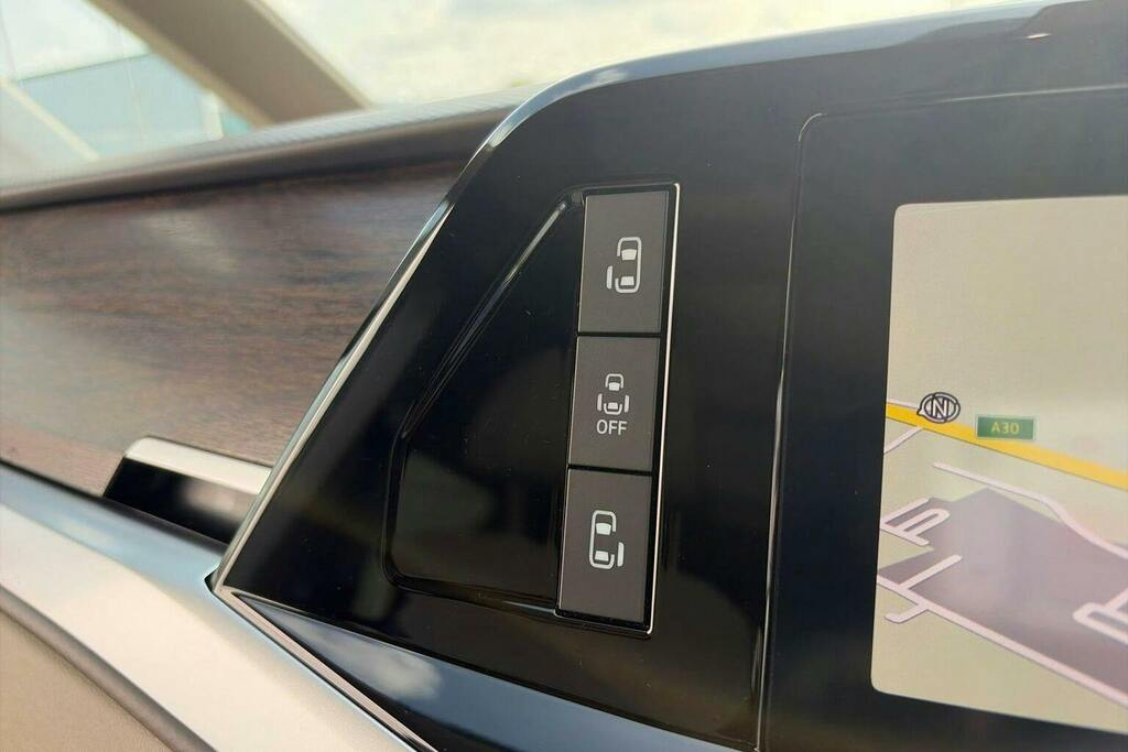 Volkswagen Multivan 1.4 Tsi 13Kwh Life Mpv Plug-in Hybrid D Silver #38