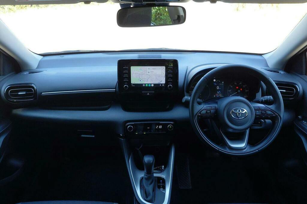 Toyota Yaris 1.5 Vvt H Icon Hatchback Hybrid E Cvt YH23ZJZ Grey #5