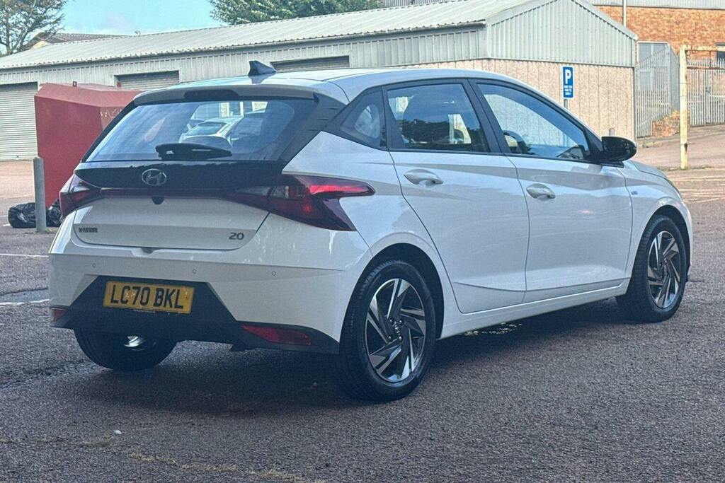 Hyundai I20 1.0 T Gdi Mhev Se Connect Hatchback Hyb LC70BKL White #3