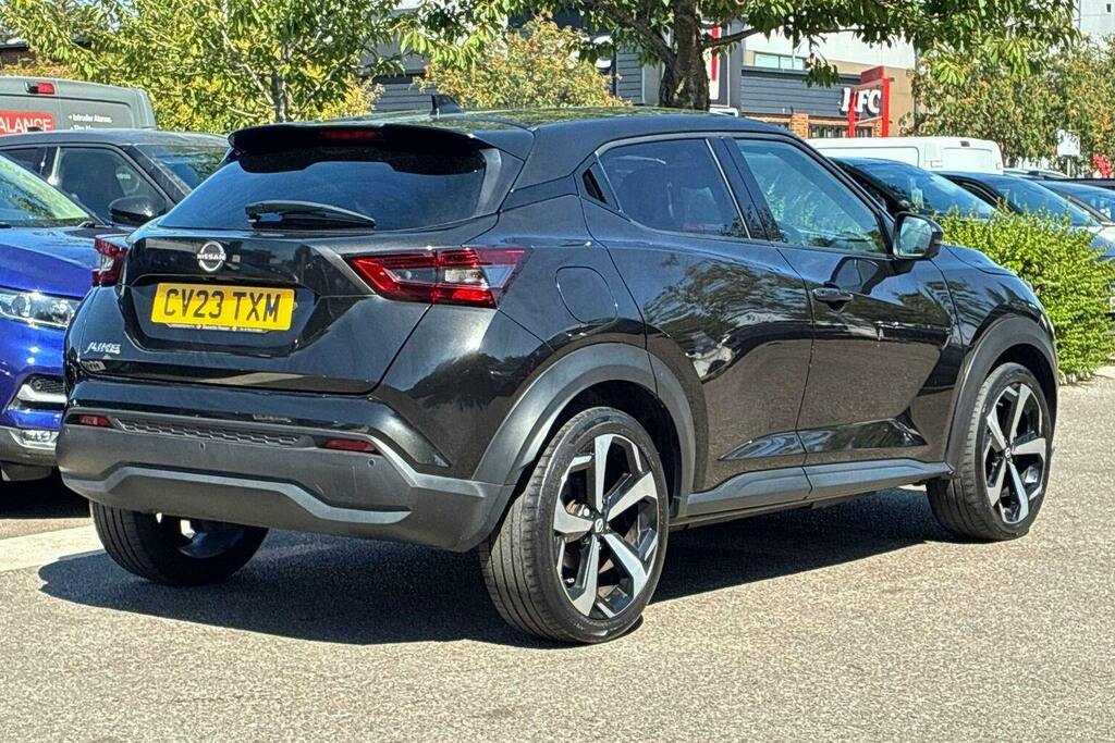 Nissan Juke 1.0 Dig T Tekna Suv CV23TXM Black #3