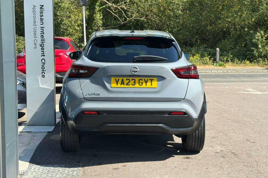 Nissan Juke 1.0 Dig T Tekna Suv Grey #4
