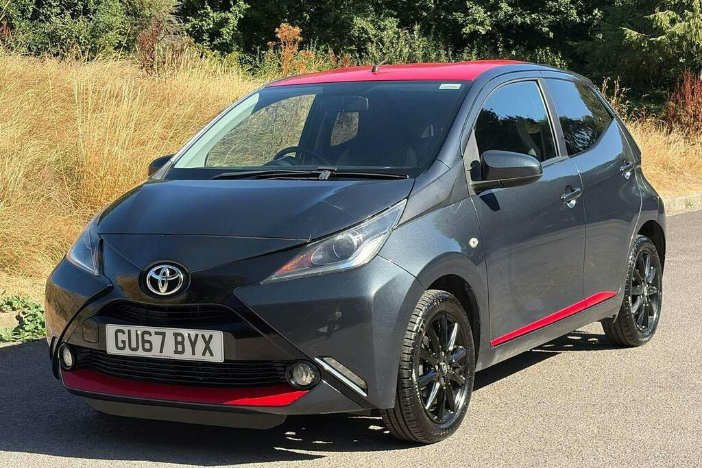 Toyota Aygo 1.0 Vvt I X Press Hatchback Grey #3