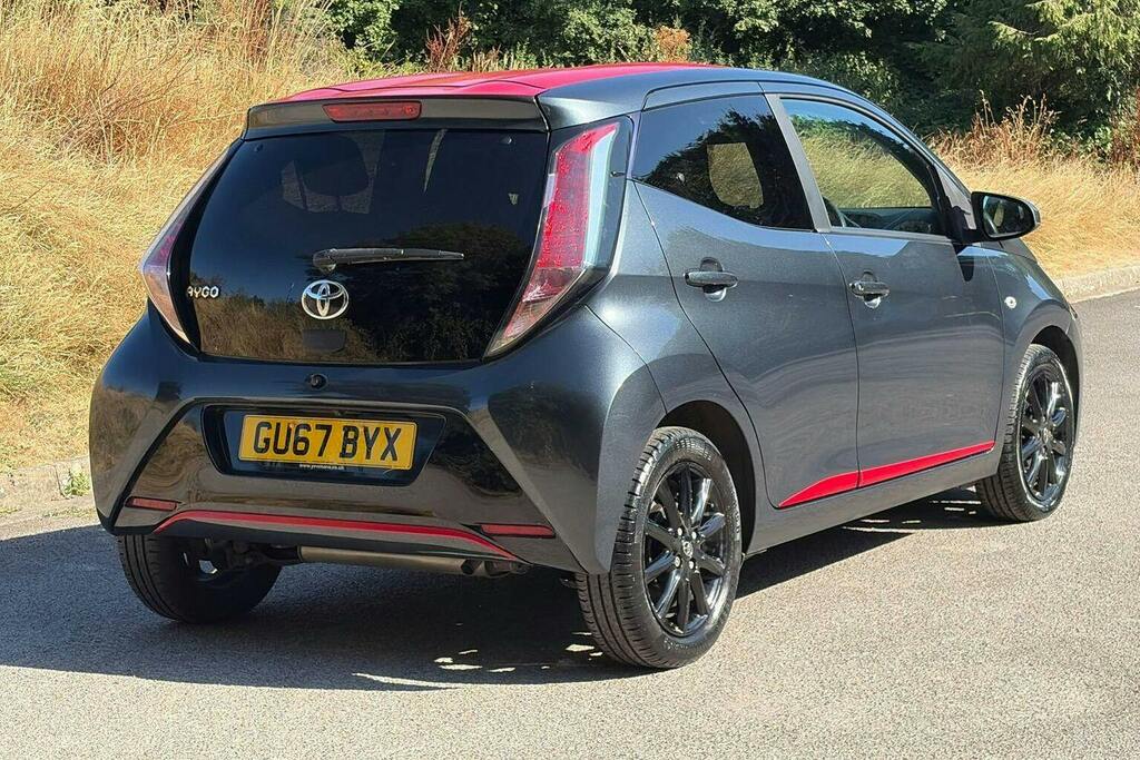 Toyota Aygo 1.0 Vvt I X Press Hatchback Grey #2