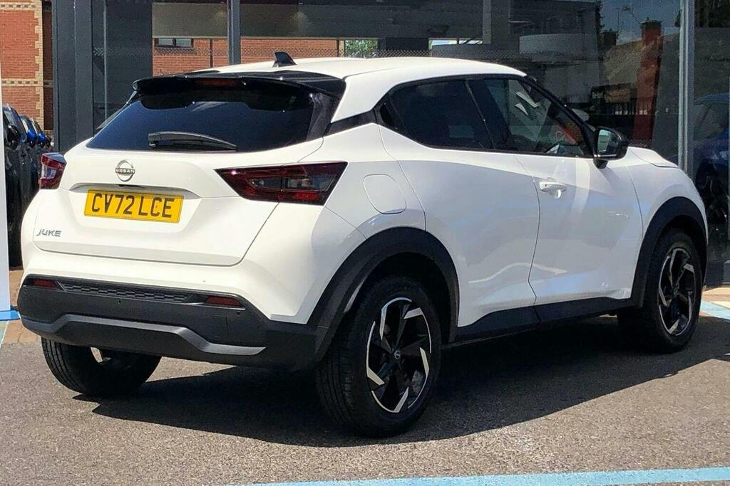 Nissan Juke 1.0 Dig T N Connecta Suv CV72LCE White #3