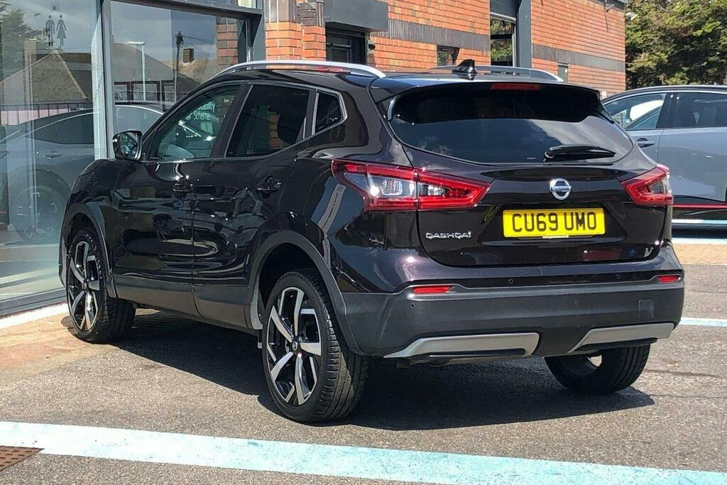 Nissan Qashqai 1.3 Dig T Tekna Suv Dct CU69UMO Black #5