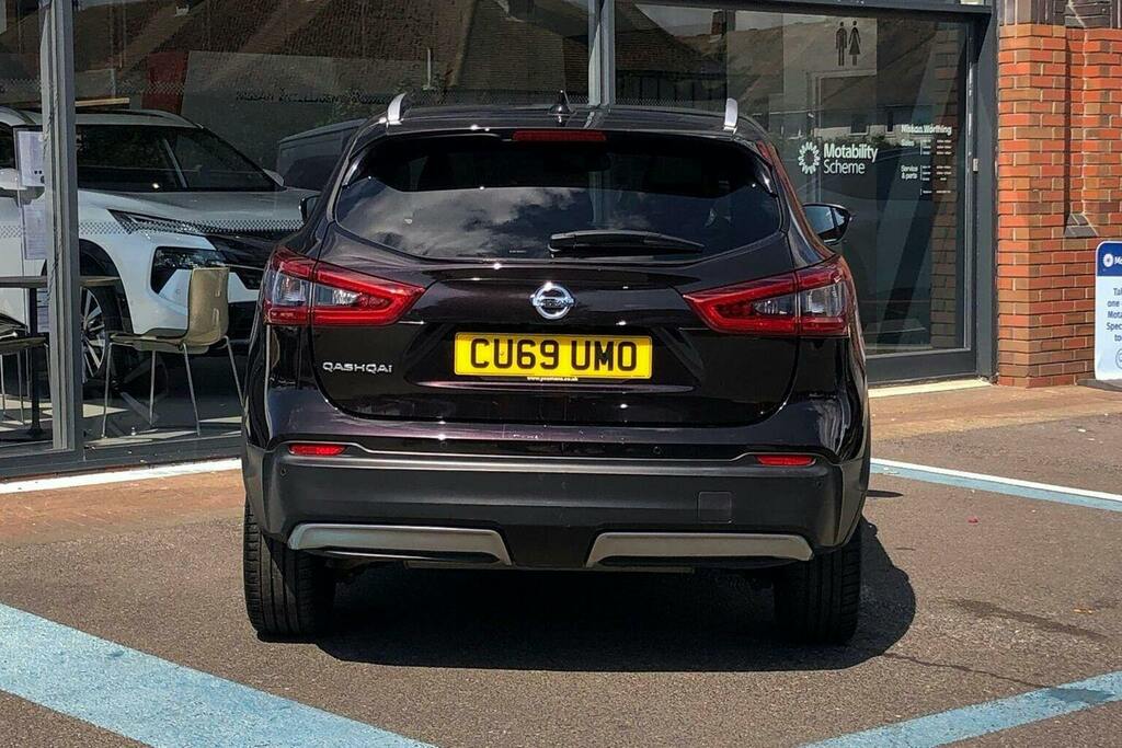 Nissan Qashqai 1.3 Dig T Tekna Suv Dct CU69UMO Black #4