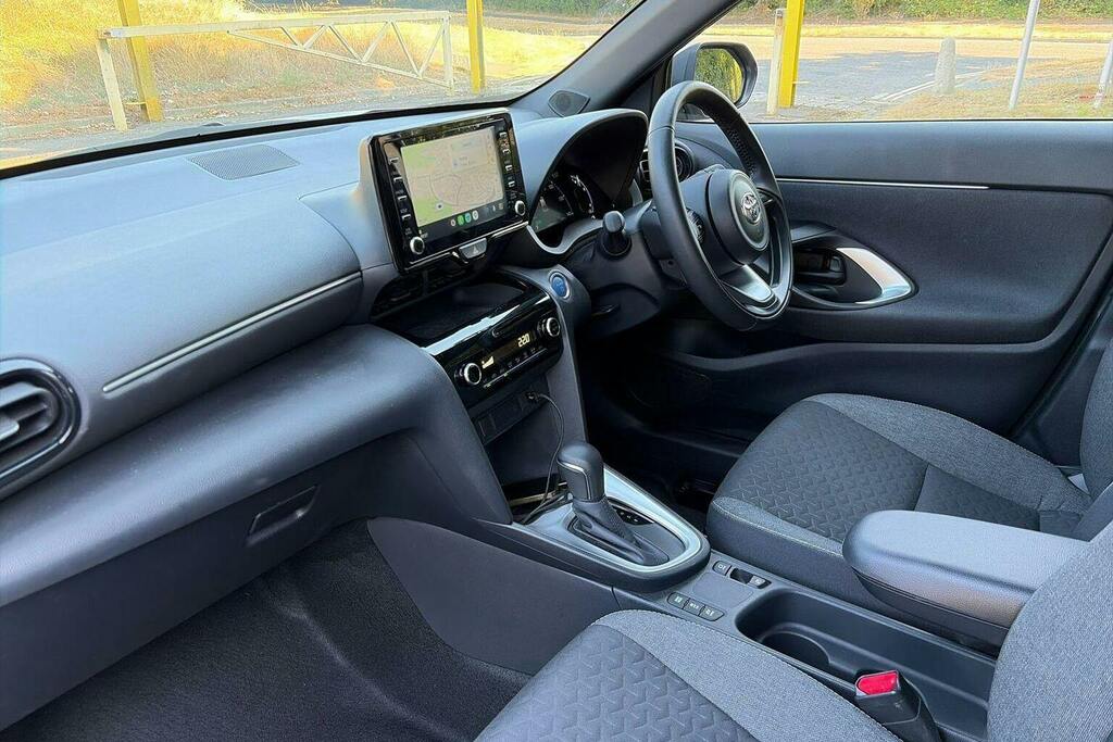 Toyota Yaris Cross 1.5 Vvt H Design Suv Hybrid E Cvt GU24HGX Silver #5