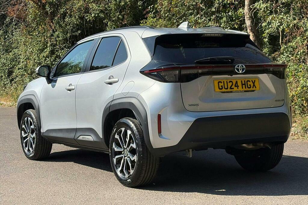 Toyota Yaris Cross 1.5 Vvt H Design Suv Hybrid E Cvt GU24HGX Silver #4