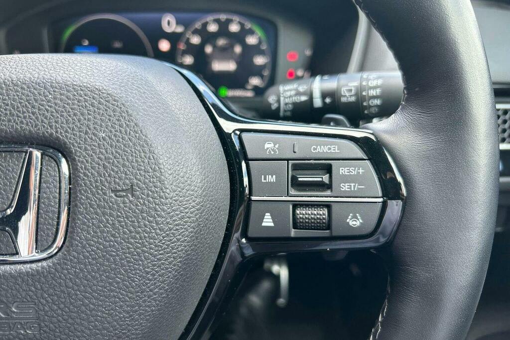 Honda Civic 2.0 H I-mmd Elegance Hatchback Hybrid E White #30