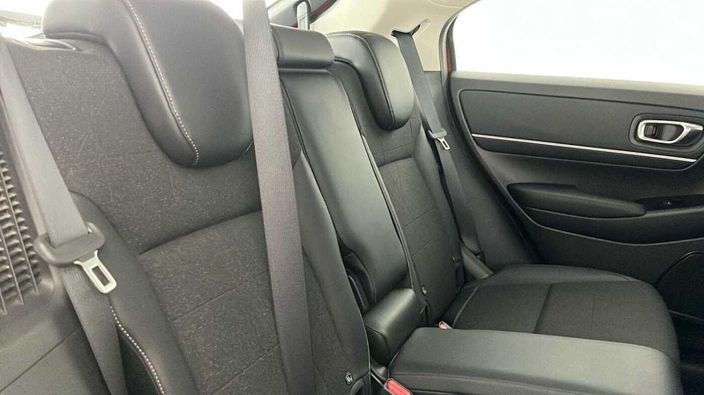 Honda Hr-V Hr-v Advance I-mmd Cvt White #9