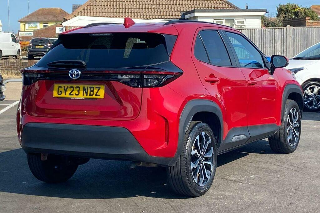 Toyota Yaris Cross 1.5 Vvt H Design Suv Hybrid E Cvt Red #2