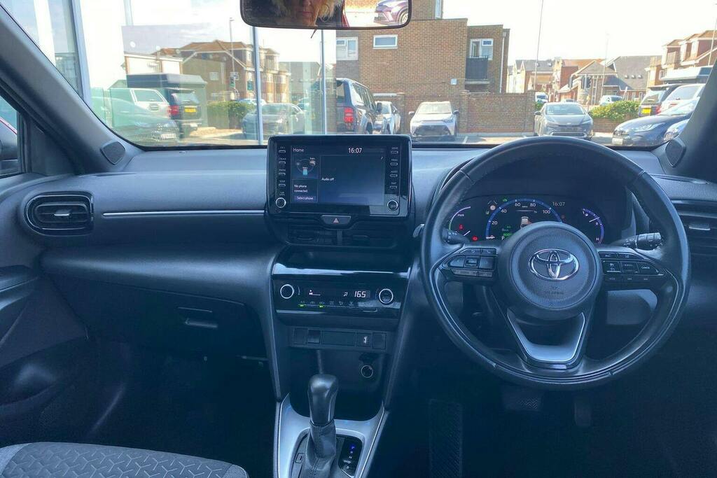 Toyota Yaris Cross 1.5 Vvt H Design Suv Hybrid E Cvt Red #6