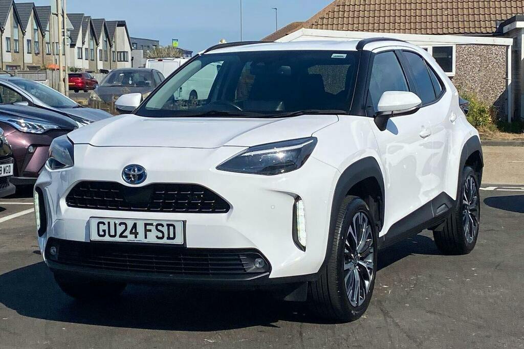 Toyota Yaris Cross 1.5 Vvt H Excel Suv Hybrid E Cvt White #3