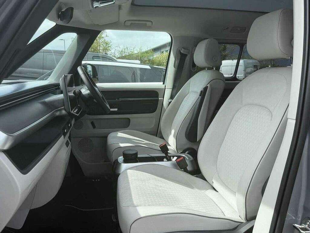 Volkswagen ID.Buzz Pro 86Kwh Style Mpv Silver #2