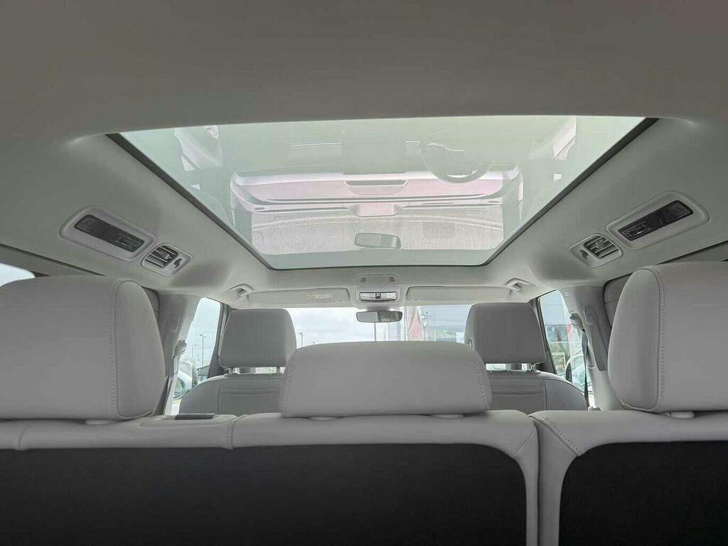 Volkswagen ID.Buzz 210Kw Life Pro 79Kwh Two Tone Paintsty  #21