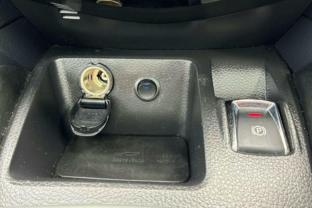 Nissan Qashqai Dci Tekna Silver #30