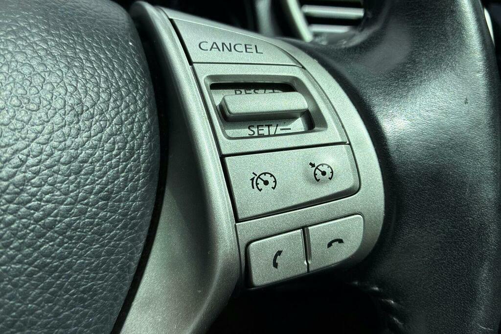 Nissan Qashqai Dci Tekna Silver #34