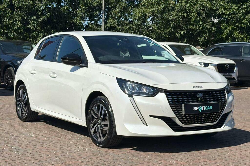 Peugeot 208 1.2 Puretech Allure Premium Hatchback M White