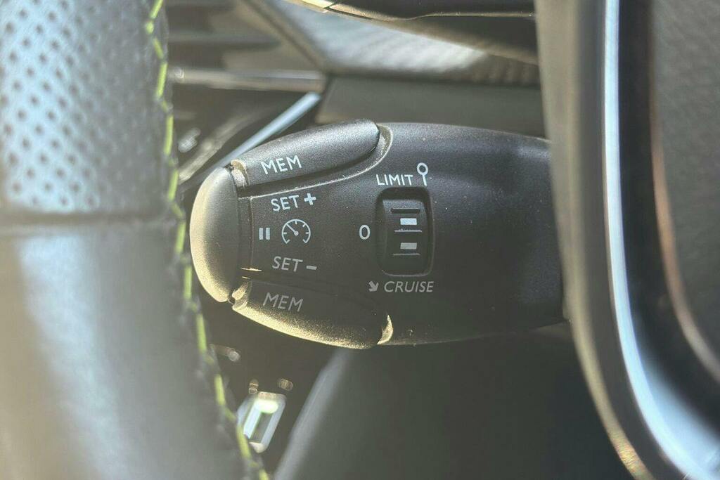 Peugeot 2008 Allure Bluehdi Ss Blue #49