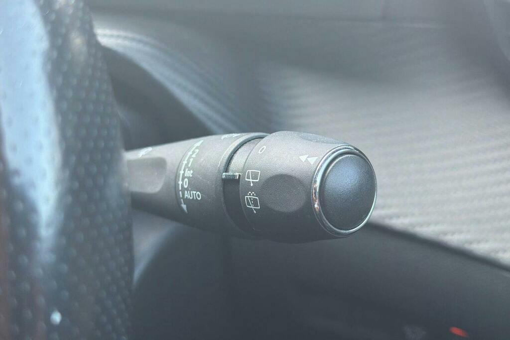 Peugeot 2008 Allure Bluehdi Ss Blue #51