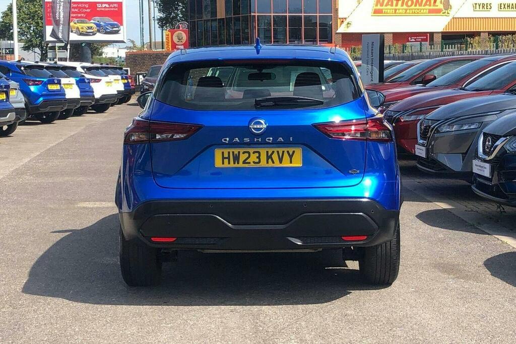 Nissan Qashqai 1.3 Dig T Mhev Acenta Premium Suv Hybri HW23KVY Blue #4