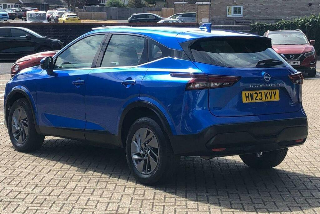 Nissan Qashqai 1.3 Dig T Mhev Acenta Premium Suv Hybri HW23KVY Blue #5