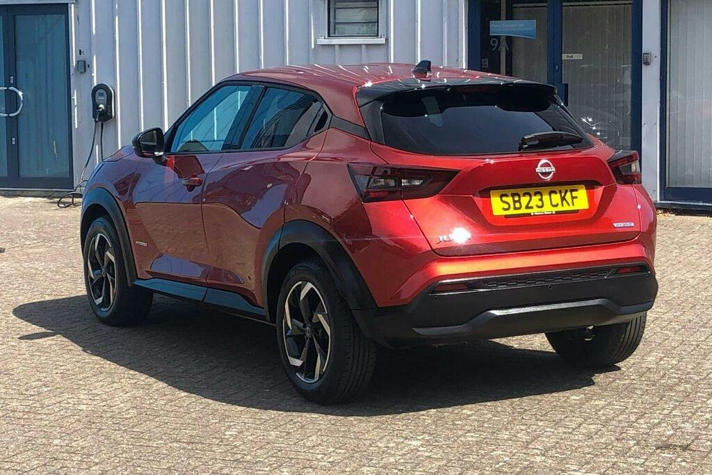 Nissan Juke 1.6 N Connecta Suv Hybrid Red #5