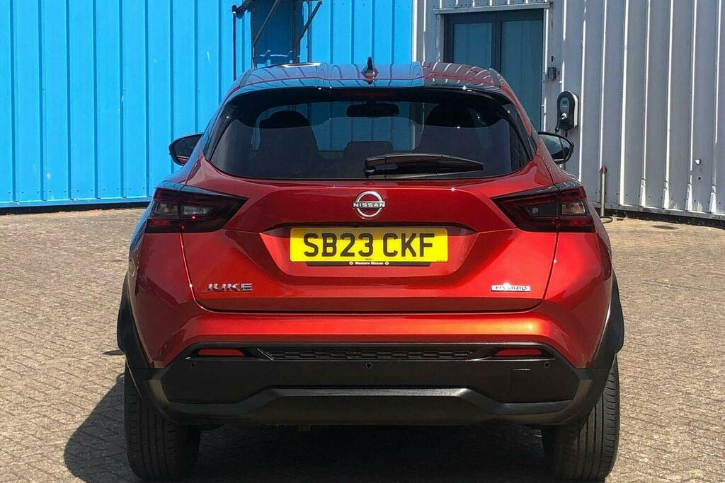 Nissan Juke 1.6 N Connecta Suv Hybrid Red #4