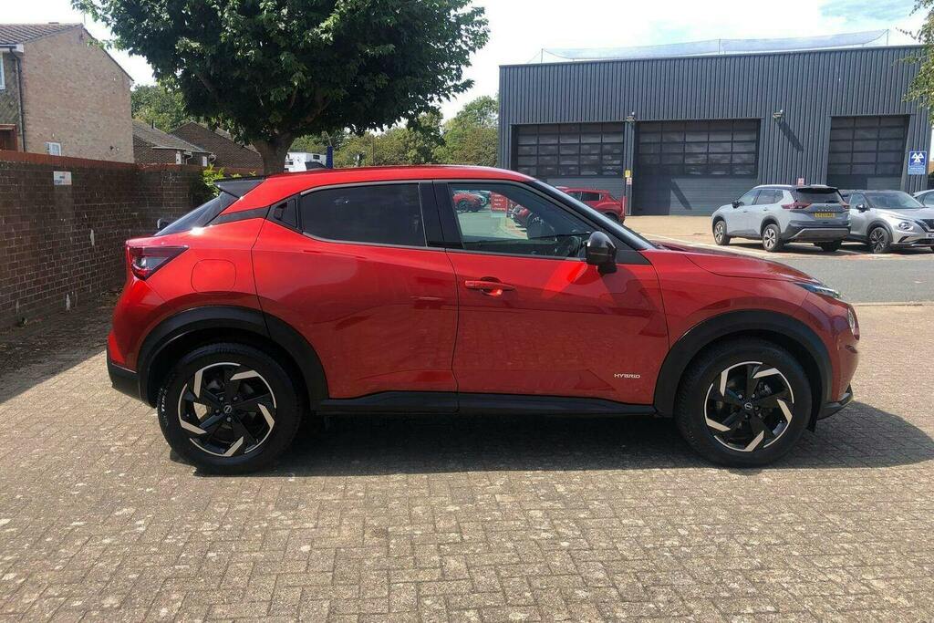 Nissan Juke 1.6 N Connecta Suv Hybrid Red #2