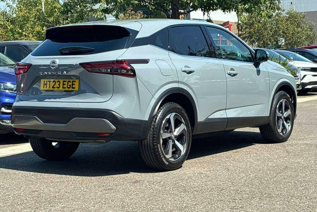 Nissan Qashqai 1.3 Dig T Mhev N Connecta Suv Hybrid Xt Grey #3