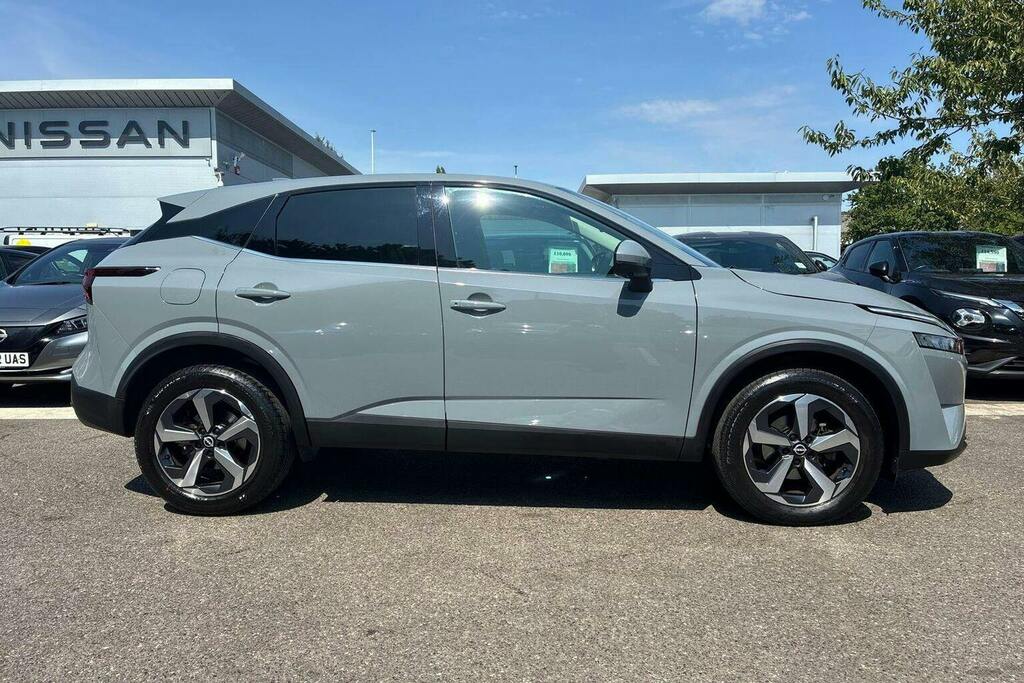 Nissan Qashqai 1.3 Dig T Mhev N Connecta Suv Hybrid Xt Grey #2