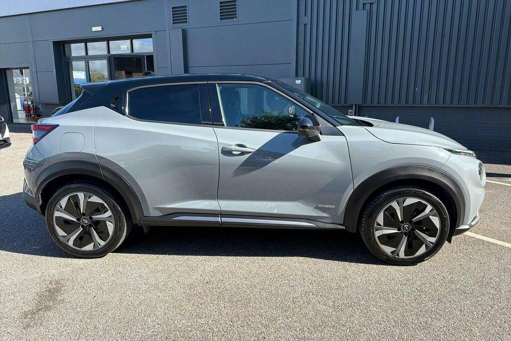 Nissan Juke 1.6 Tekna Plus Suv Hybrid Grey #2