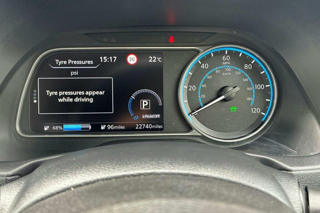 Nissan Leaf 110Kw Tekna 39Kwh  #14