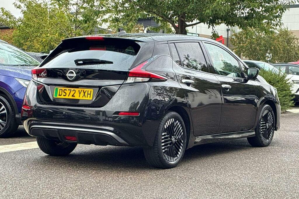 Nissan Leaf 39Kwh N Connecta Hatchback Black #3