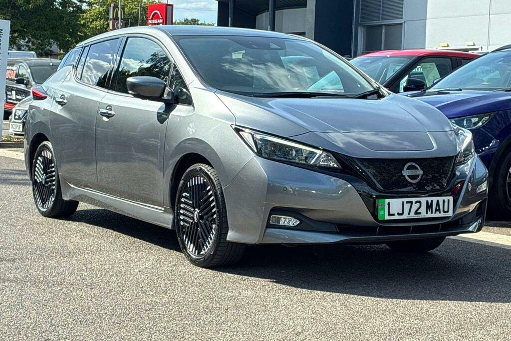Nissan Leaf 39Kwh Tekna Hatchback Grey