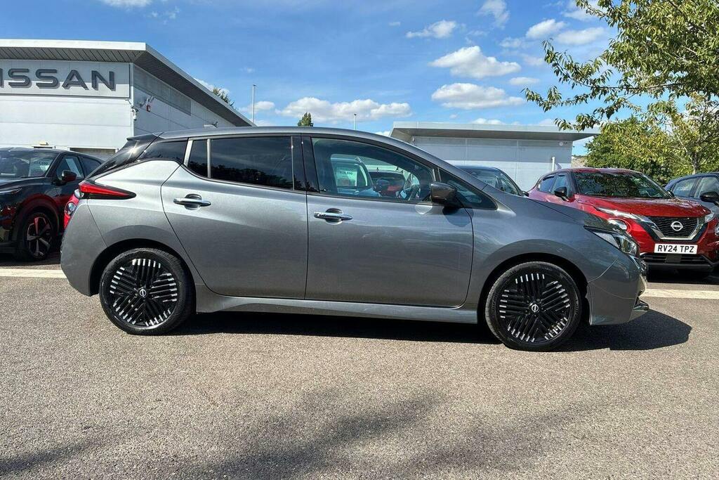 Nissan Leaf 39Kwh Tekna Hatchback Grey #2